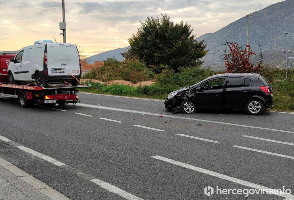 Prometna nesreća policija