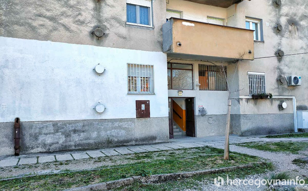 MOSTAR U stanu pronađene dvije mrtve ženske osobe