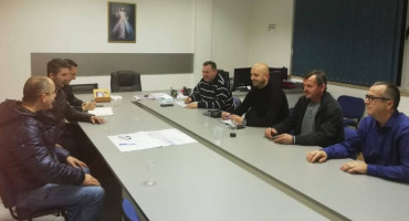 Za Holding i regiju cvijeća glasovat će i Srbi i Bošnjaci gradskog područja Jug