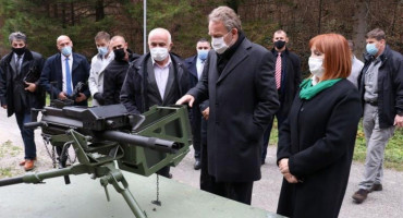 Bakir Izetbegović granata