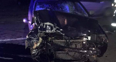 JUŽNO OD MOSTARA U težem sudaru jedna osoba teško, a dvije lakše ozlijeđene