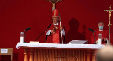 KARDINAL PULJIĆ U VUKOVARU Molimo za sve zločince da ih Bog takne u srcu i baci na koljena