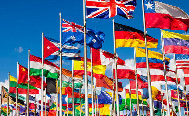 OBJAŠNJENJE Znate li zašto nijedna država nema ljubičastu boju na zastavi?