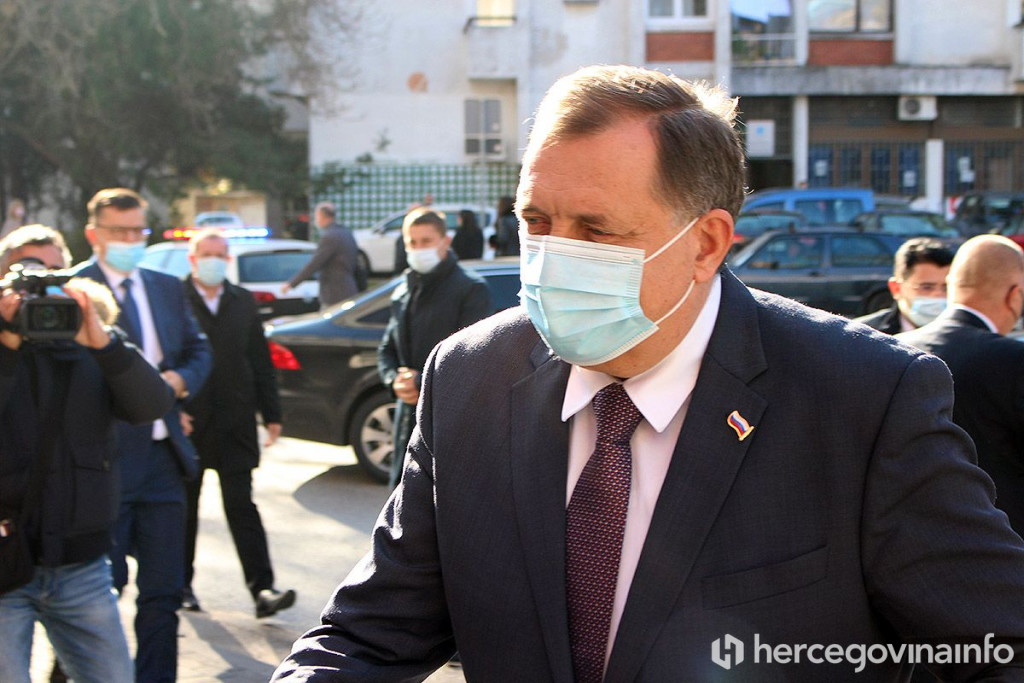 Milorad Dodik izlazi iz bolnice, danas će podijeliti svoja iskustva