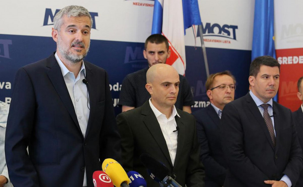 RASPUDIĆ I GRMOJA PODRŽALI HRS Iz problema vas neće izvući oni koji su ih stvorili