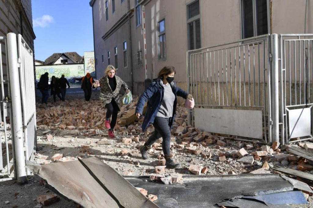 NEMA KRAJA Devet manjih potresa noćas oko Petrinje