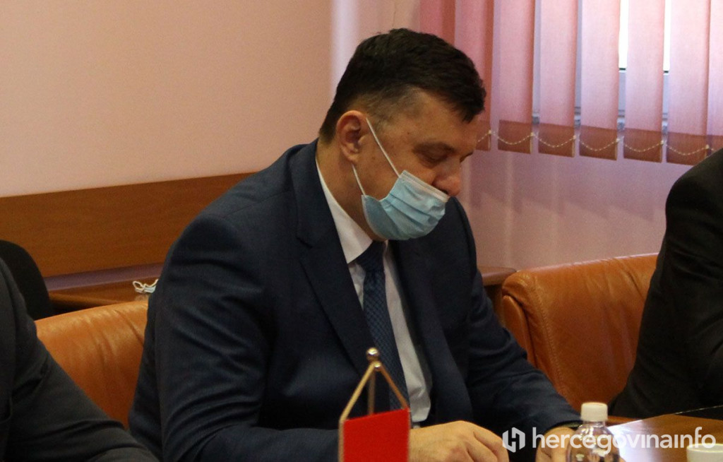 Zoran Tegeltija donio Odluku o smjeni ministra obrane BiH Sifeta Podžića