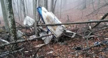 KOZARA Izvučena tijela nastradalih u avionskoj nesreći