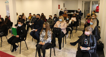 O OVISNOSTI Nagrađeni mladi pjesnici Mostara