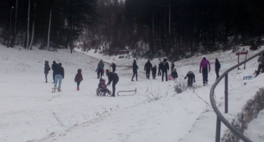 Prava snježna idila na Rujištu