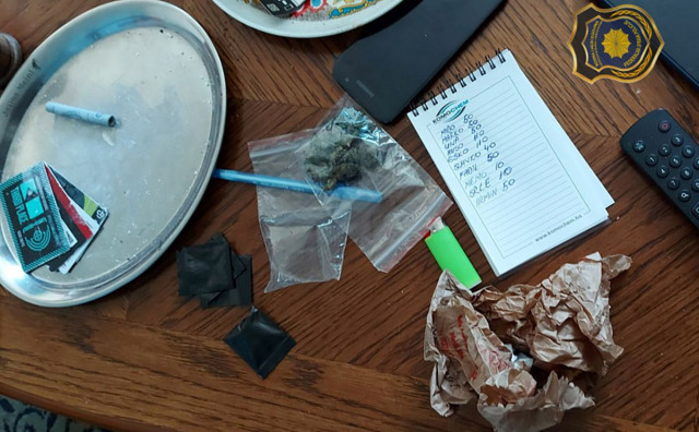 Droga aperkat zapljena