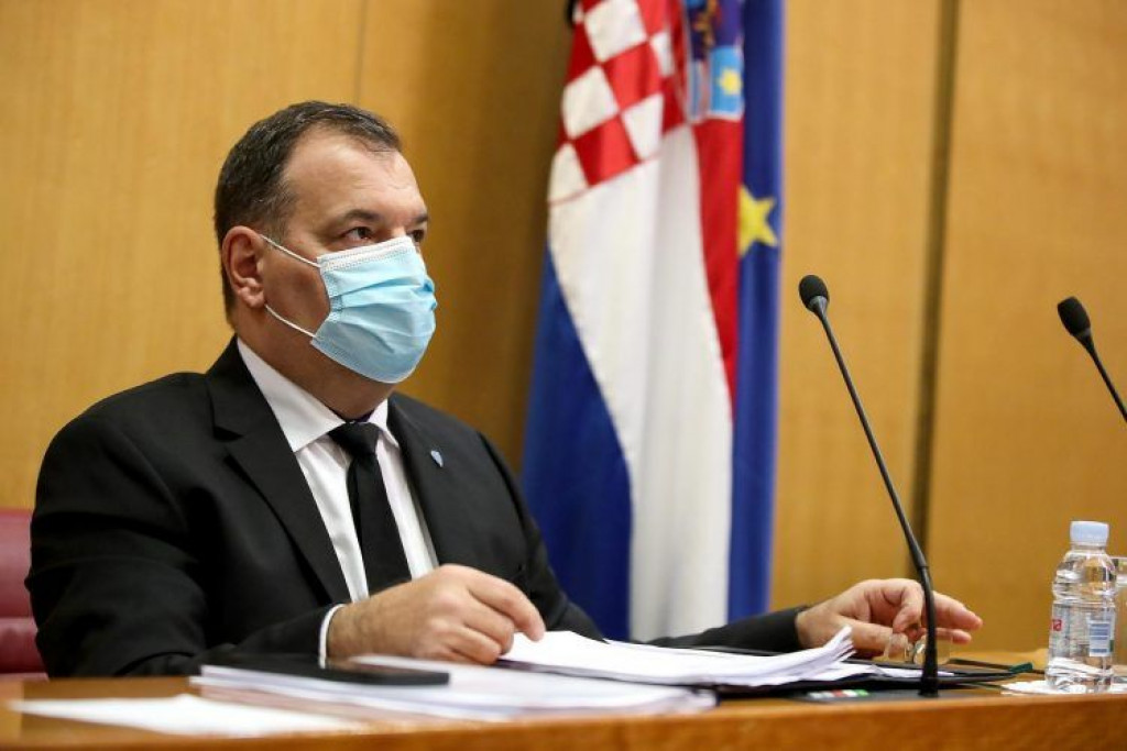 VILI BEROŠ Od nacionalnog superjunaka do ministra kojem spremaju opoziv