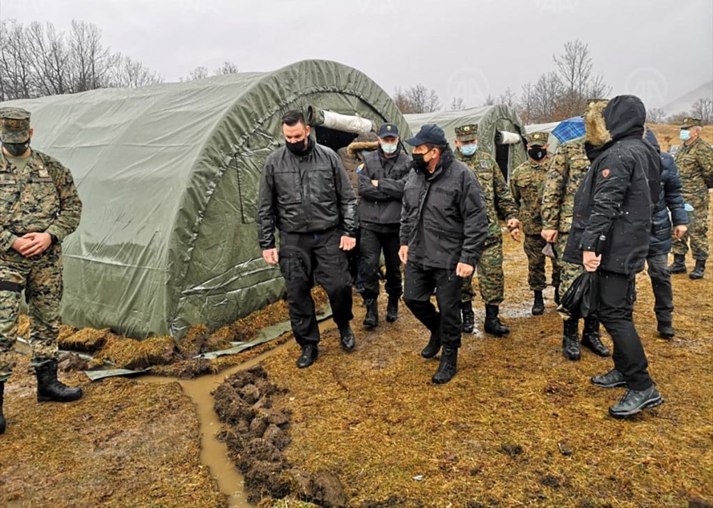CIKOTIĆ Migranti ne idu na Bradinu, nego ostaju u kampu Lipa