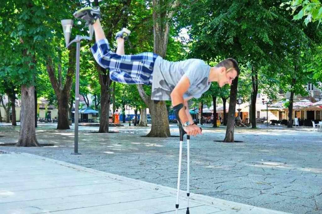 NIKAD NEĆU STATI Borba Hercegovca s rijetkom bolešću - hemofilijom