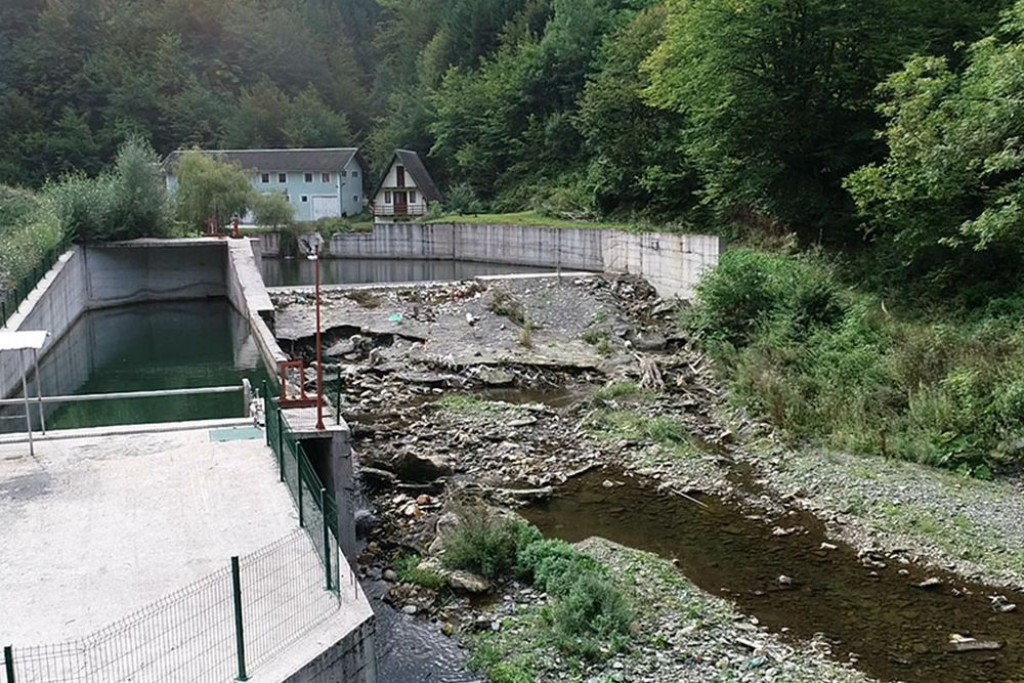 Vlada Federacije obustavlja izdavanje energetskih dozvola za male hidroelektrane