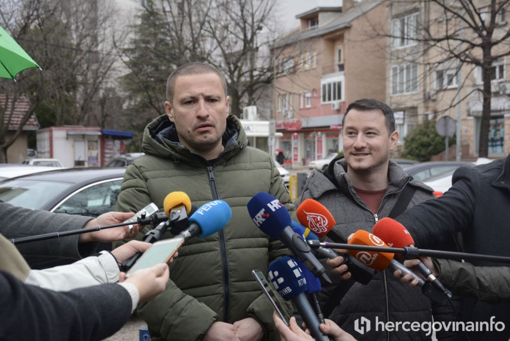 BURNO U MOSTARU Sindikalisti nazvali ministrova pomoćnika malignom ćelijom, i ravnatelj bolnice koči zdravstvo