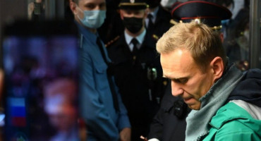 Po dolasku u Rusiju uhićen najveći Putinov kritičar Aleksej Navaljni