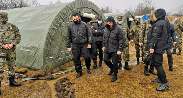 CIKOTIĆ Migranti ne idu na Bradinu, nego ostaju u kampu Lipa