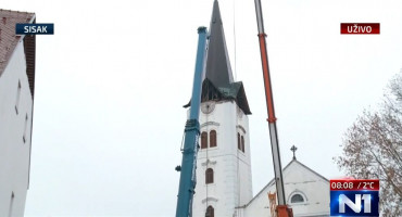 SISAK Uklanja se toranj katedrale: “Ako bi pao, uništio bi sve okolne zgrade”