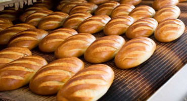 Vlada FBiH preporučila smanjenje marži na kruh i mlijeko; HNŽ ne primjenjuje odluku