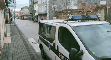 MOSTARSKO PARKIRANJE Pojačano kažnjavanje prekršitelja za pogrešno parkiranje, aktivan i pauk