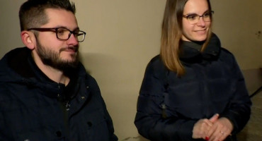 Zaručili se usred ruševina u Petrinji