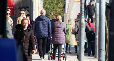 Sunčan dan u Mostaru