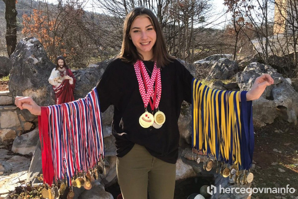 ĆURKOVIĆI SU PRAVA ATLETSKA OBITELJ Anna postavlja rekorde i velika je nada hercegovačke atletike
