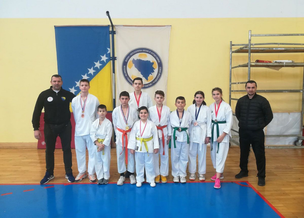USPJEH Mostarski karatisti na turniru osvojili devet medalja