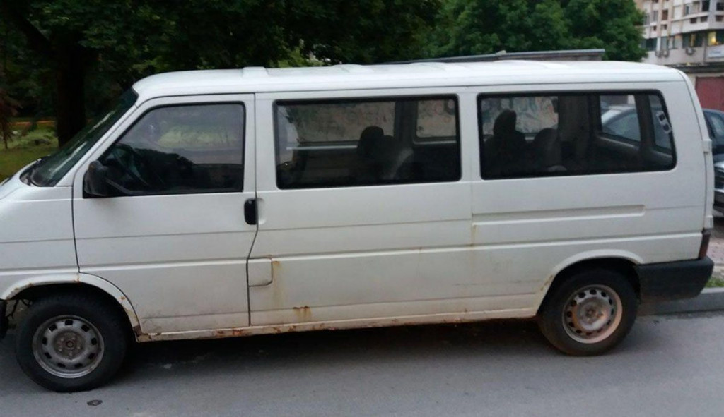 NI DROGA NI DUHAN Policija mu u autu pronašla više od tone uglja