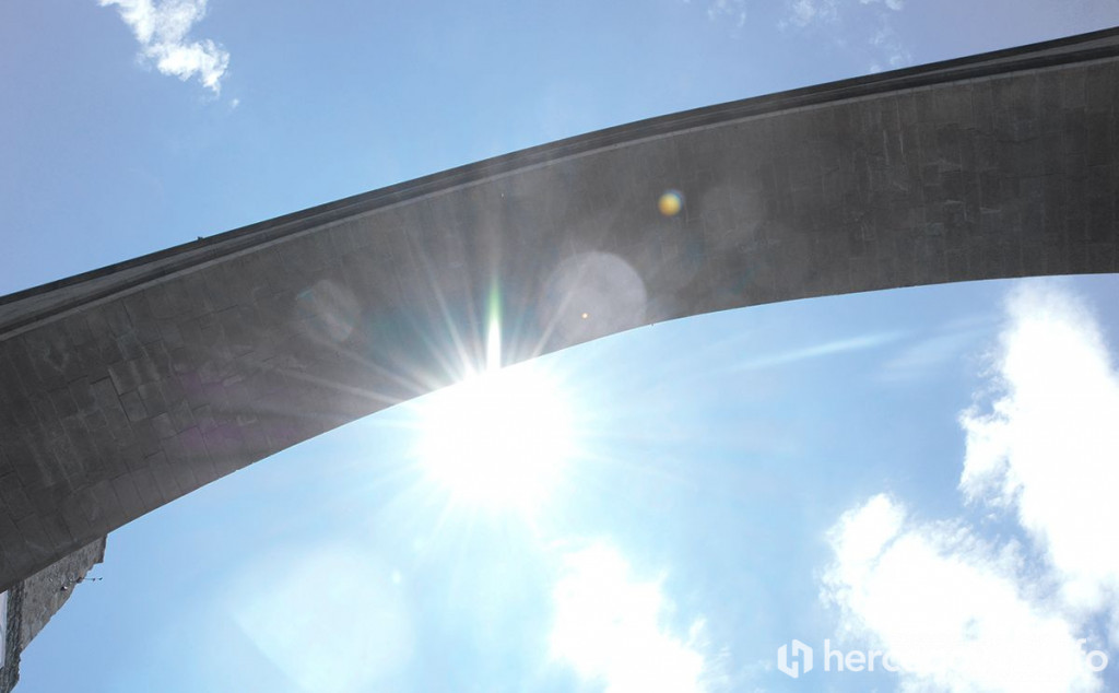 TRODNEVNA PROGNOZA Naredna tri dana temperatura oko 30 stupnjeva