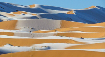 Slike snijega u pustinji
