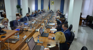 Federalna Vlada razriješila Upravne odbore bolnica u Mostaru i Sarajevu
