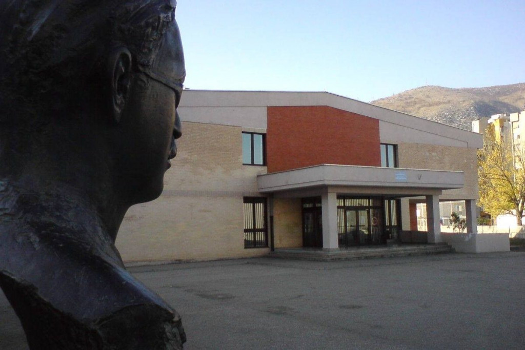 PISMO IZ CENTRA II „Gradite 500 metara ceste taman toliko dugo koliko i Pelješki most“