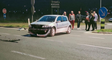MOSTAR - ČAPLJINA Dvoje ozlijeđenih u sudaru dva osobna vozila