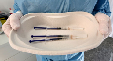 ŠOK U AUSTRIJI Medicinska sestra umrla nakon AstraZenece, vlasti obustavile cijepljenje