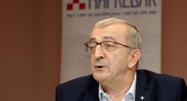 LIJEPA VIJEST Mons. prof. dr. Franjo Topić postao je član Europske akademije znanosti i umjetnosti