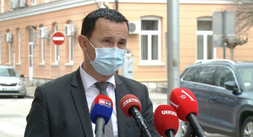 GRADONAČELNIK ĆURIĆ U Trebinju novi soj virusa, smrtnost visoka
