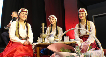 MOSTAR Sevdalinkom protiv koronavirusa