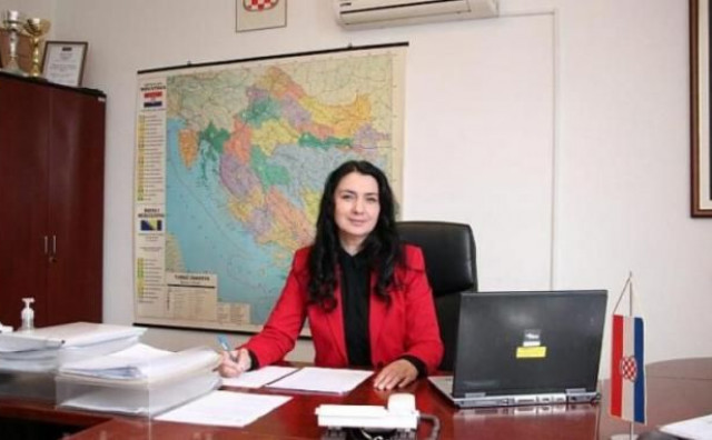 KRUHA NAM TREBA, IGARA SMO SITI Ministrica prosvjete HBŽ odgovorila načelnicima Drvara i Bosanskog Grahova
