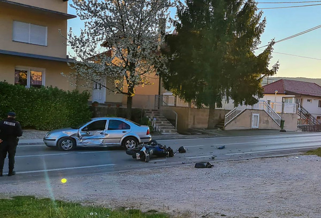U prometnoj nesreći kod Gruda poginula jedna osoba