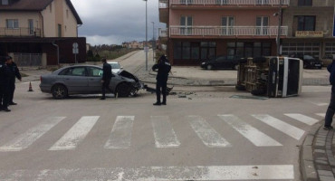 TOMISLAVGRAD U teškoj prometnoj nesreći ozlijeđene dvije osobe