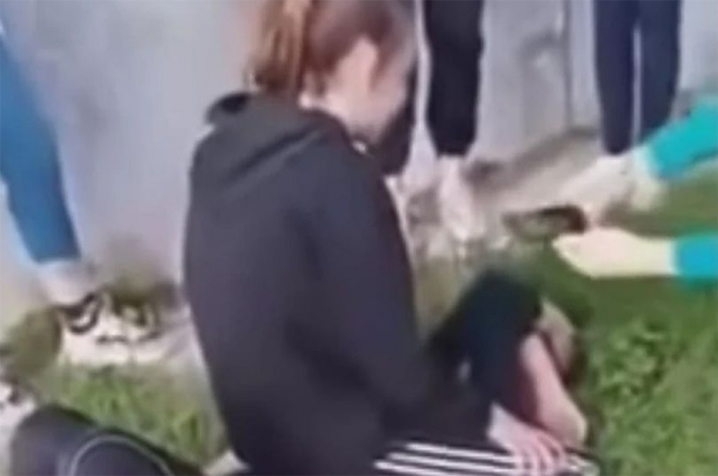 Pretučena djevojčica iz Jajca završila na hitnoj nakon objave snimke