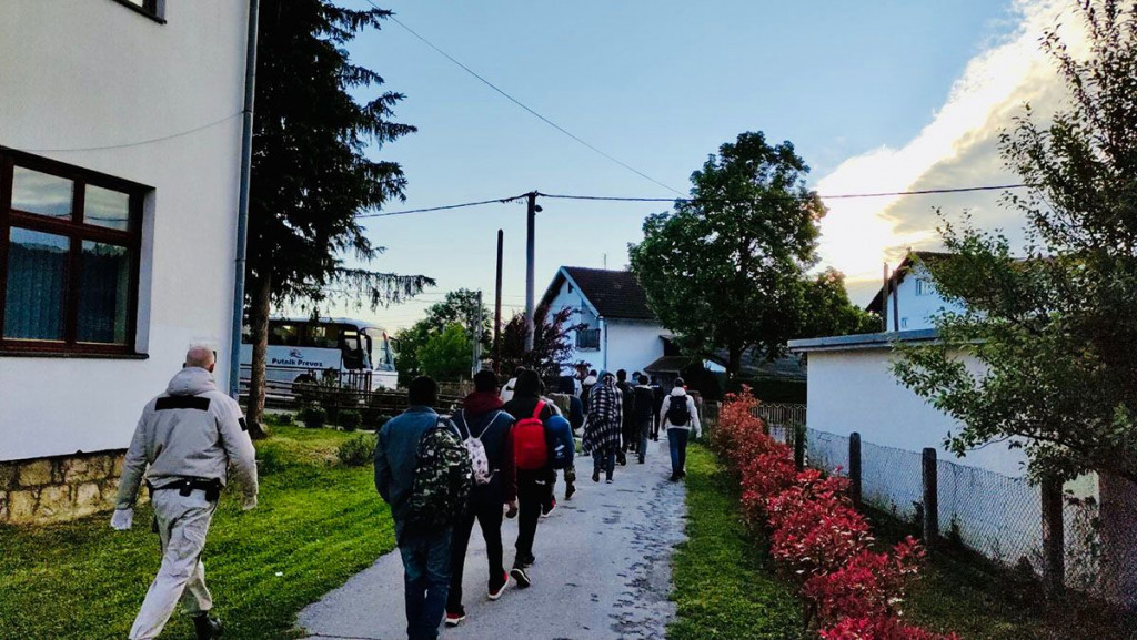 Policija i nadležne službe izmjestile 255 migranata