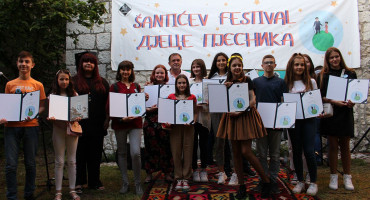 MOSTAR Proglašeni najbolji na regionalnom festivalu djece pjesnika