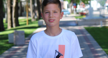 DOBRO DJELO 13-godišnji Hercegovac pronašao novčanik s mnogo novca i vratio ga trudnici