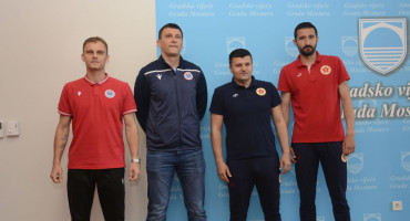 GRADSKI DERBI Jakirović očekuje izazovnu utakmicu, Dudić pritisak prebacio na Zrinjski