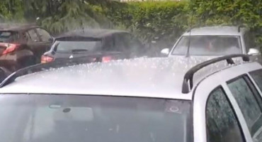 Kiša i snažna tuča na 22 stupnja u Mostaru