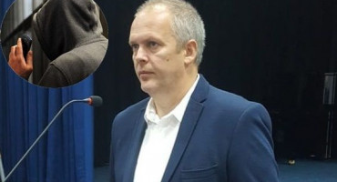 PRIJETNJE GRUDSKOM VIJEĆNIKU "Malo sam razmišljao što bi mogao biti razlog, samo je jedna tema u pitanju"