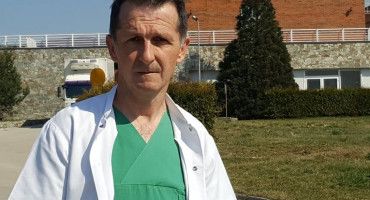 dr. Velimir Valjan